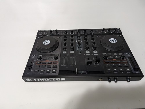 Traktor control dj - control, s4