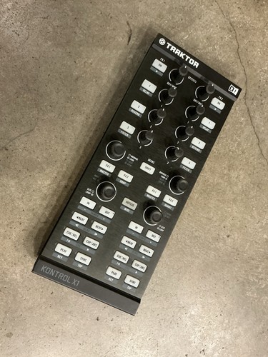Native instruments traktor - instruments,